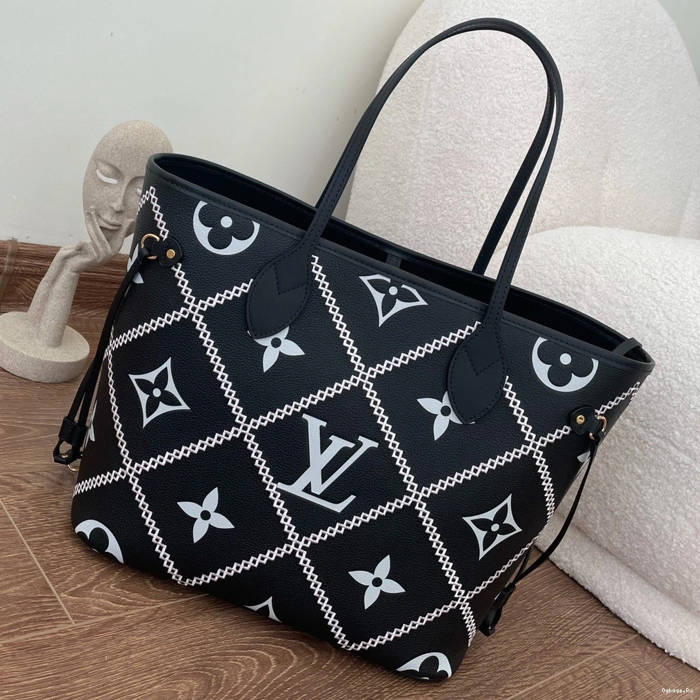 VUITTON MM NEVERFULL LOUIS 0203